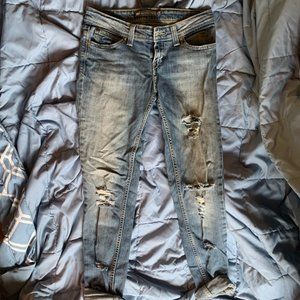 Levis Demi Curve Distressed Jeans
